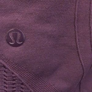 lululemon athletica Pants - Lululemon plum crop legging, sz 6, 71042 lululemon athletica Pants - Lululemon plum crop legging, sz 6, 71042